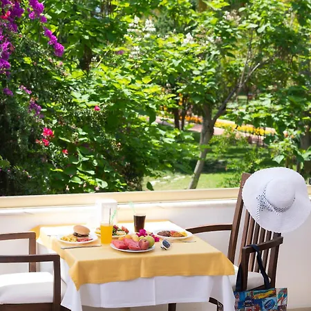 Hotel Sentido Lycus 5*